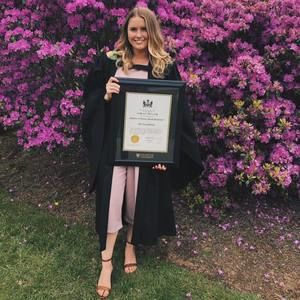 Meet your Posher, Elle